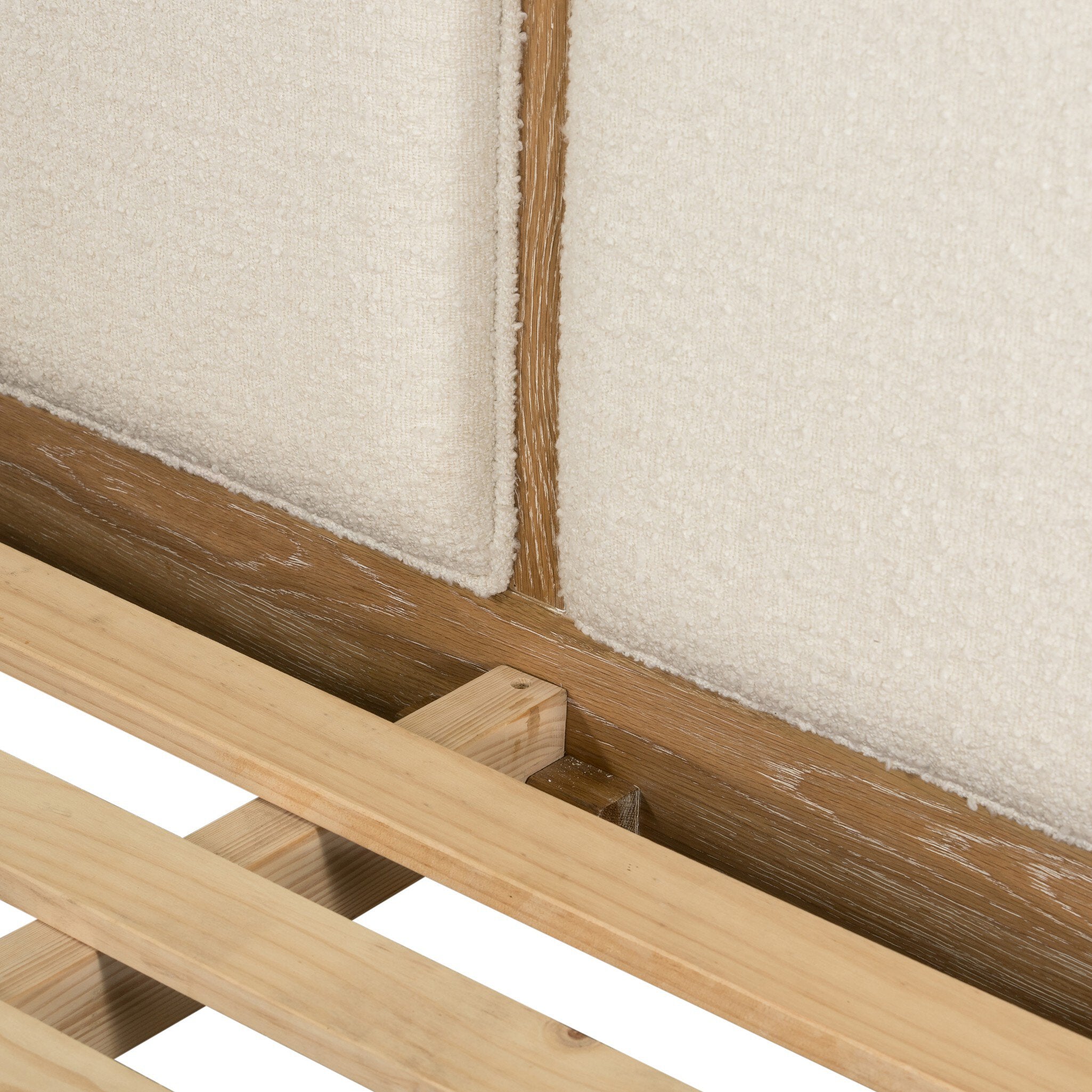 Tana Bed - Pure Salt