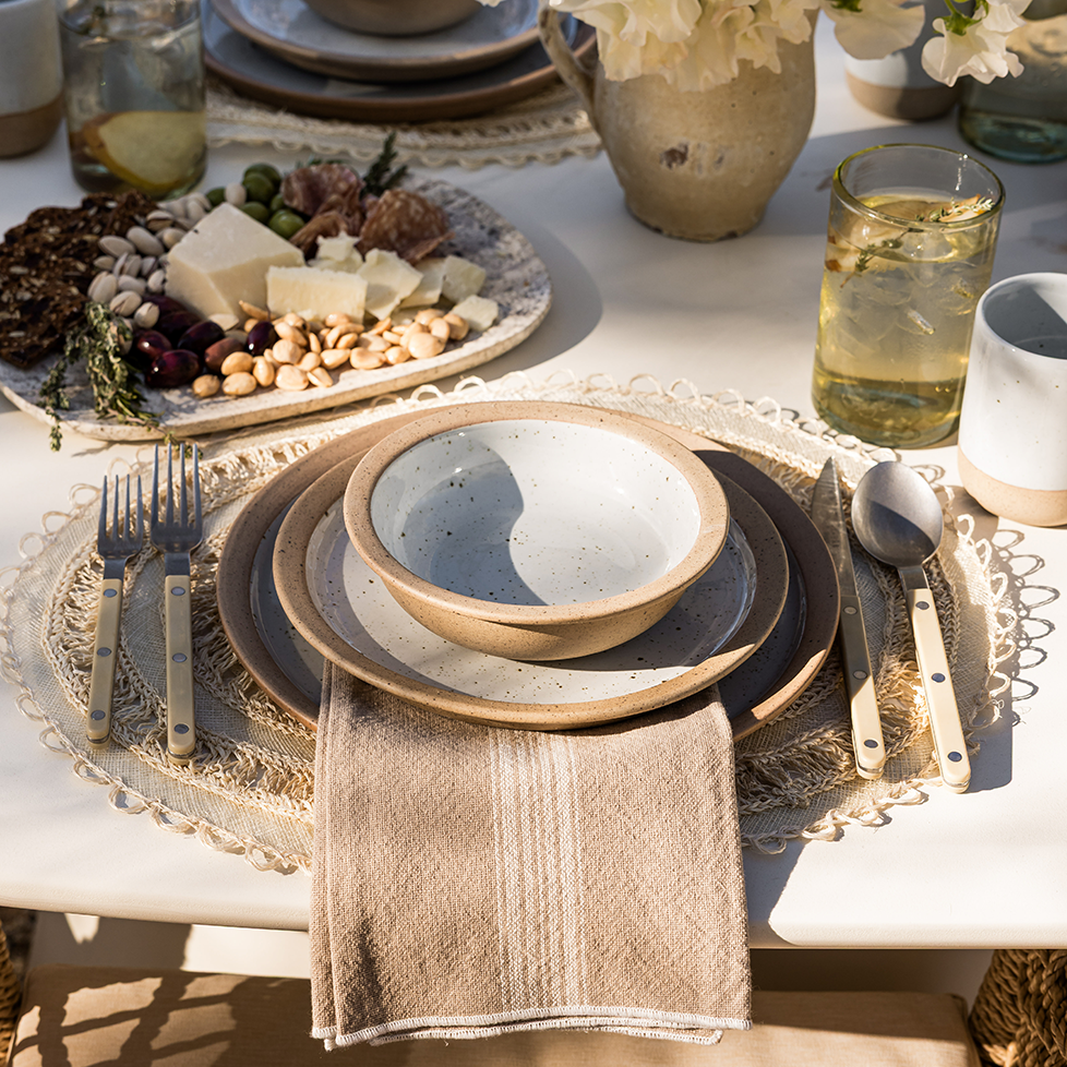 Avena Oval Placemat