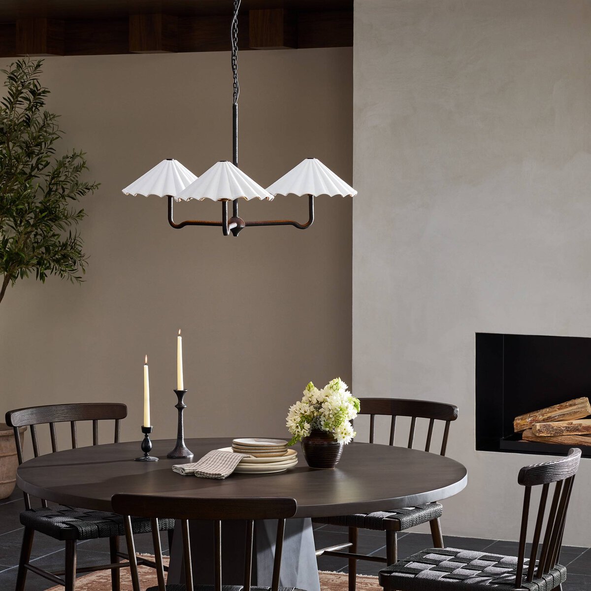 Corvina Chandelier