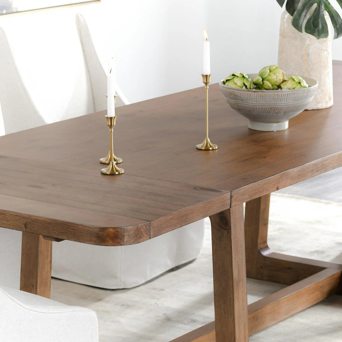 Lyren Extendable Dining Table