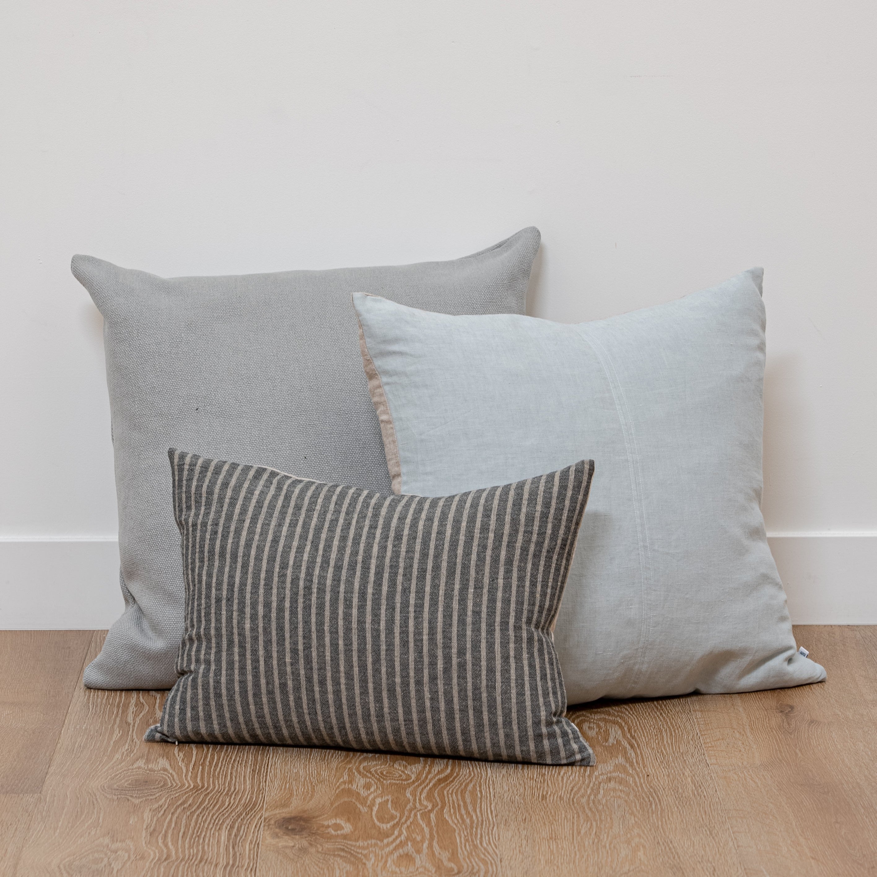 Bronx Pillow - Pure Salt