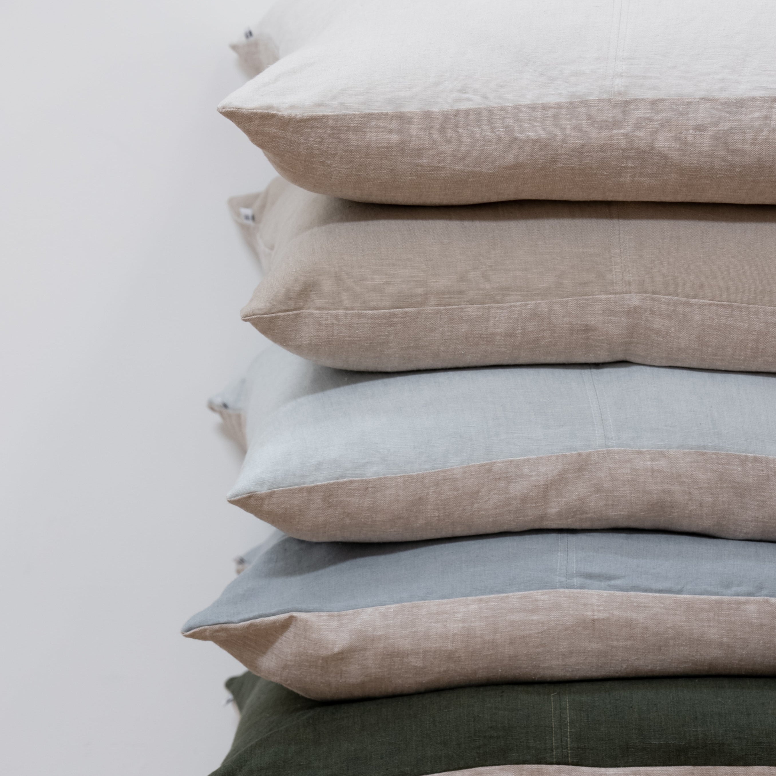 Bend Pillow - Pure Salt