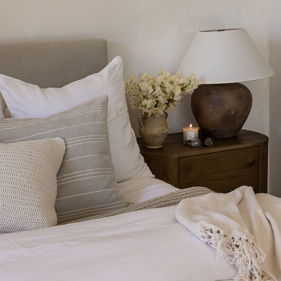 Aven Table Lamp