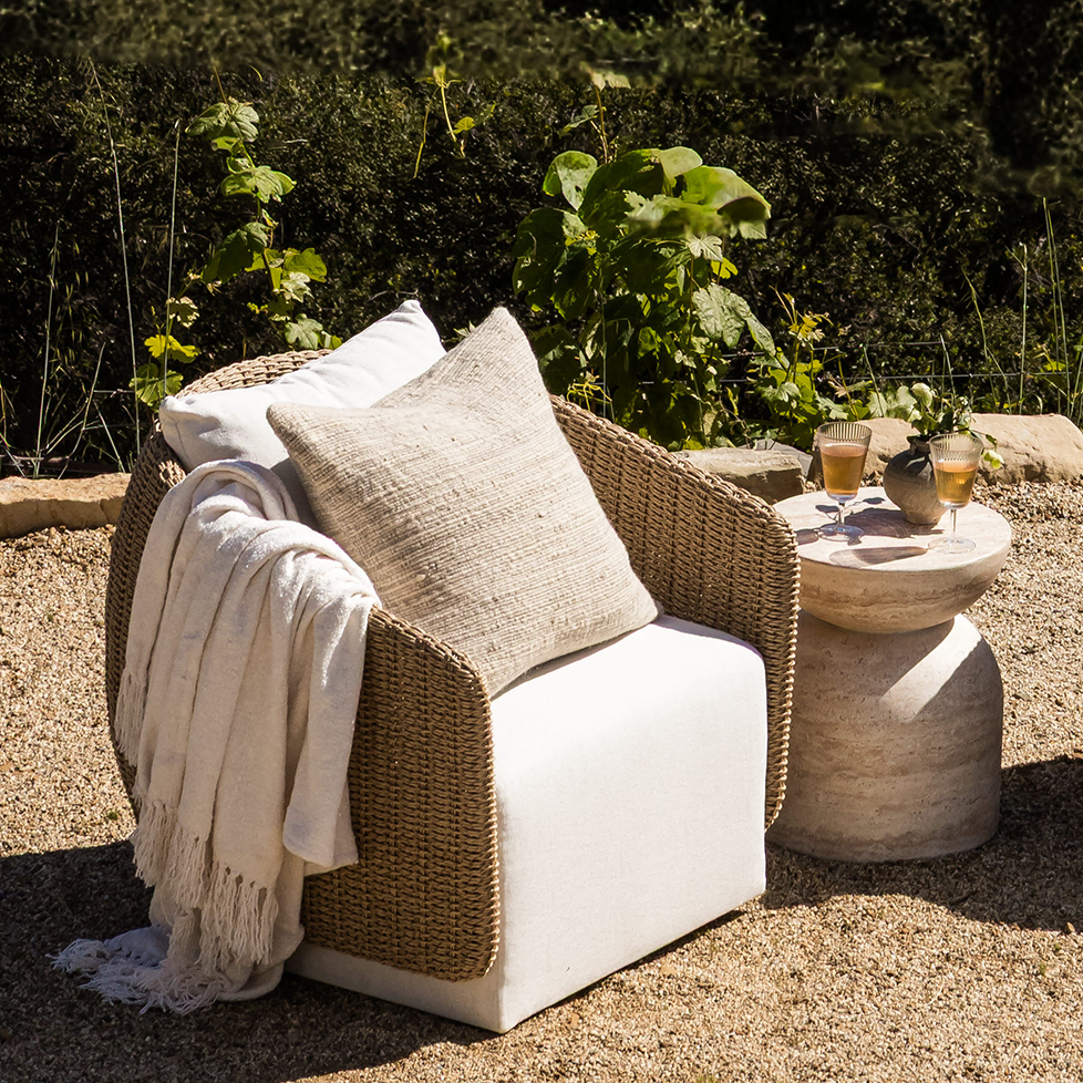 Haven Outdoor Swivel Chair