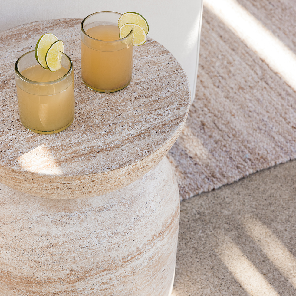 Caelor Outdoor Stool