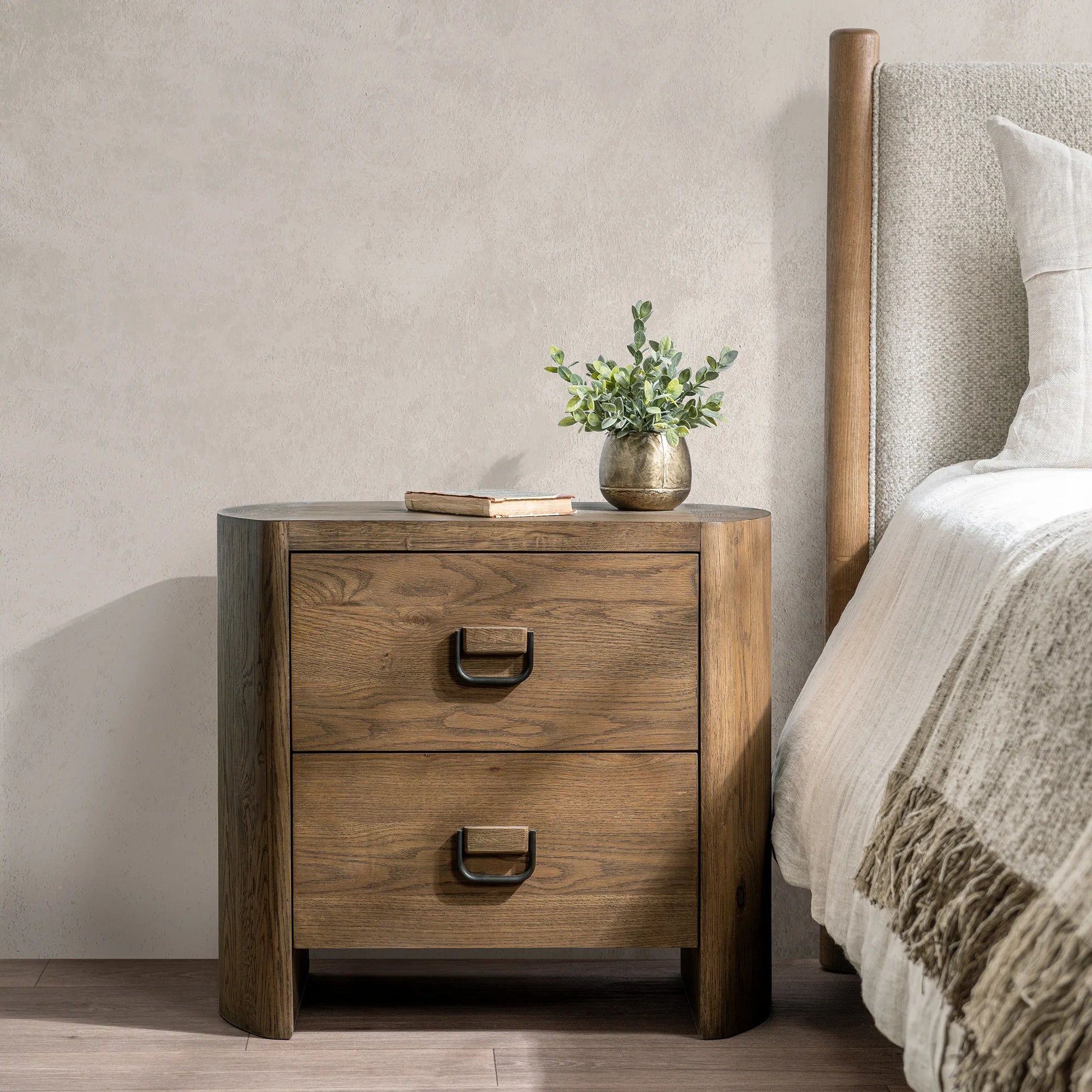 Kyrien Nightstand