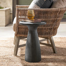 Vayric Accent Table